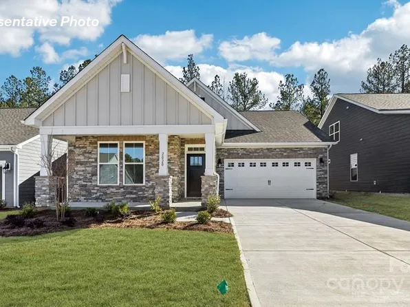 2039 Skyhawk Dr, York, SC 29745