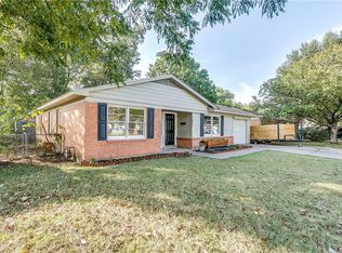 203 SW Moody St, Burleson, TX 76028