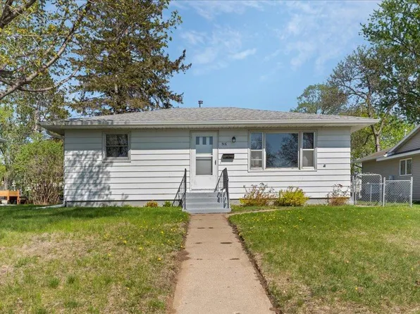 516 Lake Shore Dr, Sauk Centre, MN 56378
