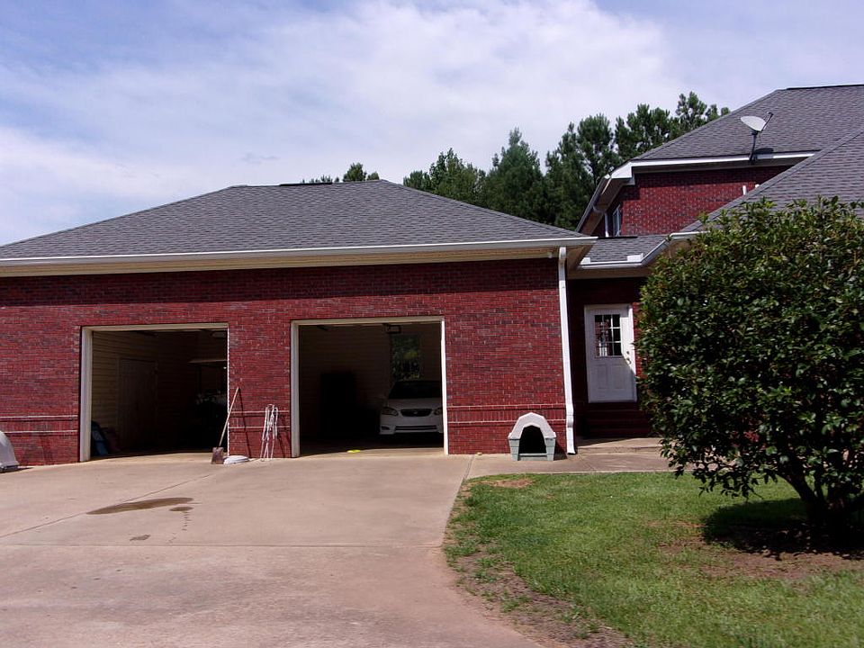2nd image of 51 Dogwood Dr