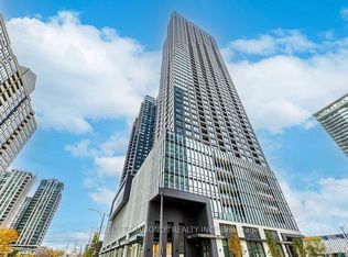 395 Square One Dr #2011, Mississauga, ON L5B 0E2