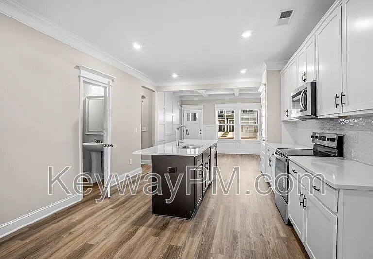 2106 SE Denmark Ave — Photo 9