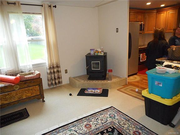 5th image of 458 Sunset Dr