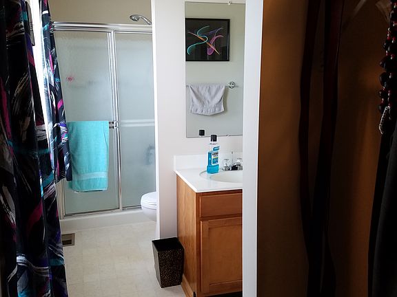 4th image of 1095 Dorset Dr