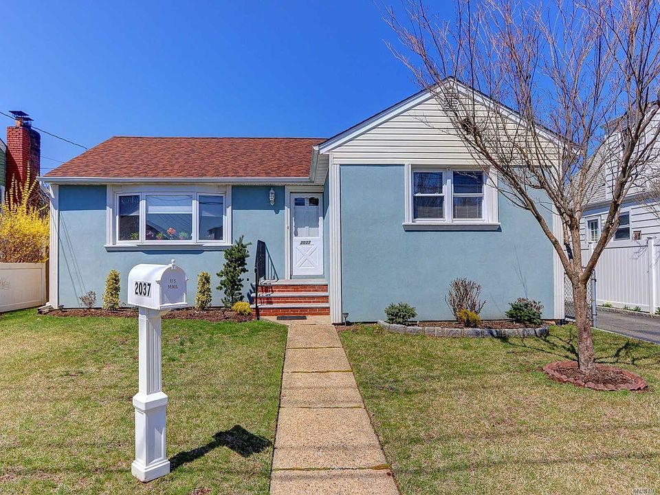 1st image of 2037 Prospect Ave