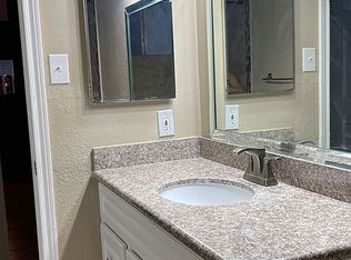 15527 Beechnut St, Houston, TX 77083