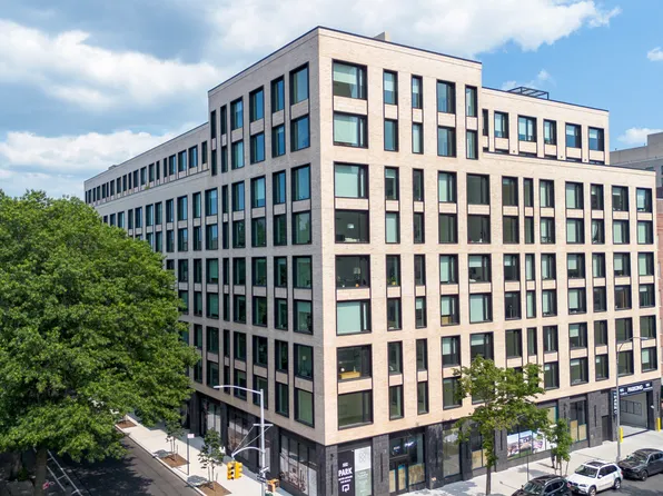 153-10 88th Avenue image 15 of 17