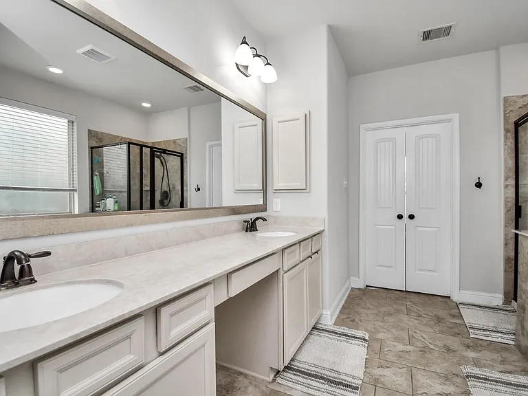 24723 Heirloom Ln — Photo 16