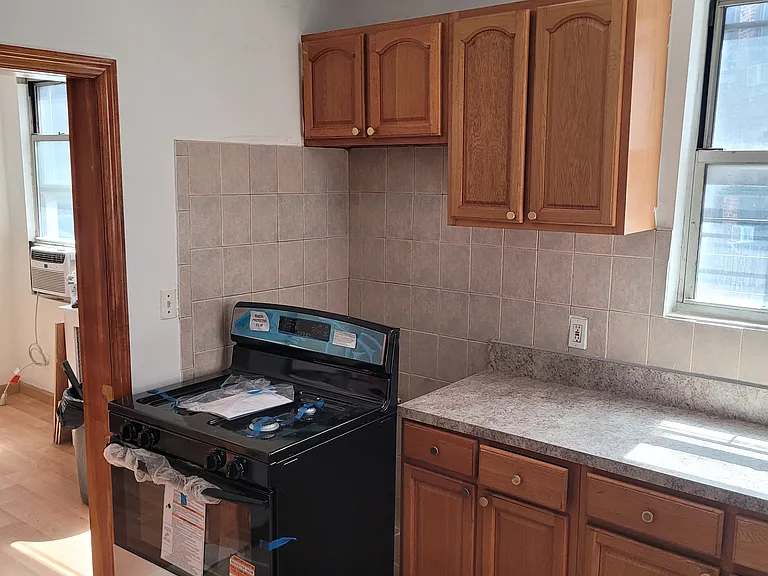 118 Rockwood St #3 — Photo 7