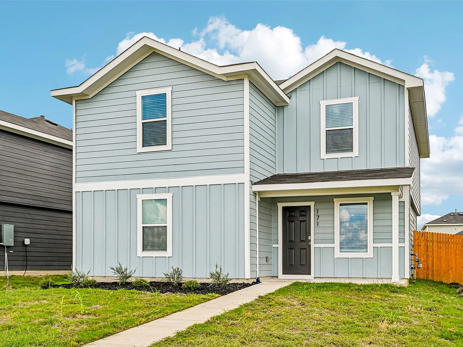 4 bed, 3.0 bath, 1782 sqft, $1,995 — Photo 3