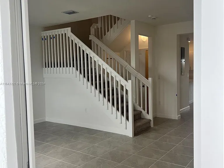 SW 232nd Ln — Photo 8
