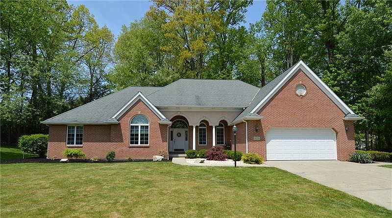 1st image of 4008 Forest Glen Dr