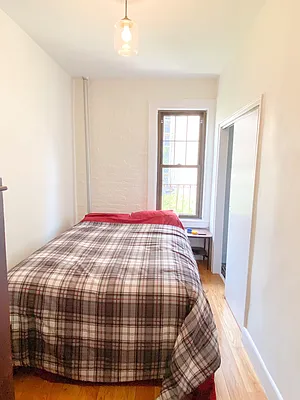 Rented by Compass | media 13