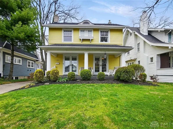 125 Forrer Blvd, Oakwood, OH 45419