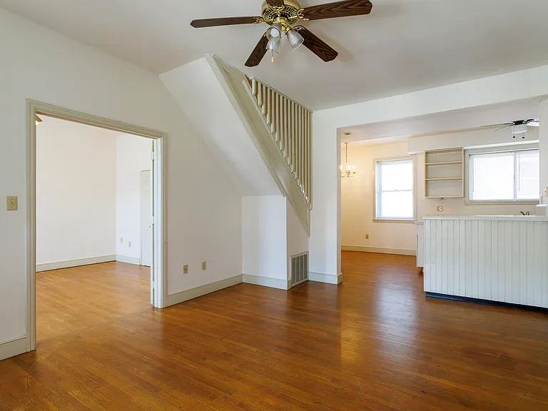 Overbrook Court apartments — Photo 15