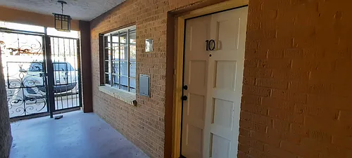 526 W Roosevelt St Photo 1
