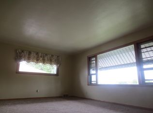 7714 W Congress St, Milwaukee, WI 53218