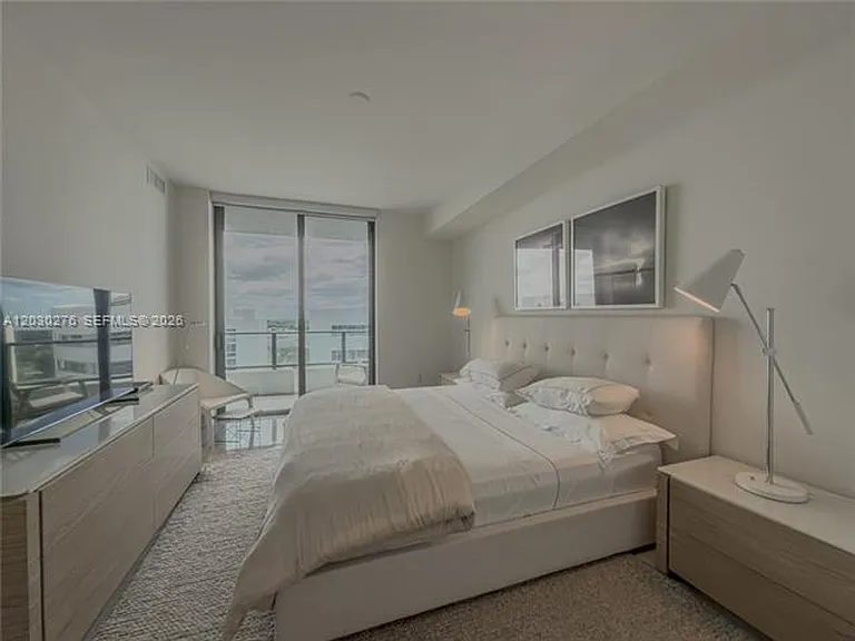 2960 NE 207th St #1104 — Photo 25