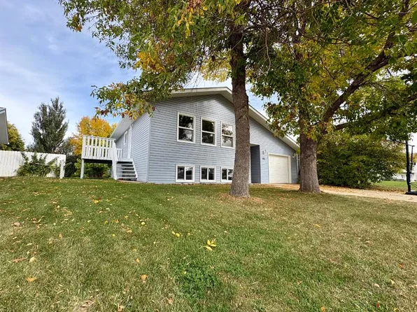 184 Upland Blvd W, Brooks, AB T1R 0R1