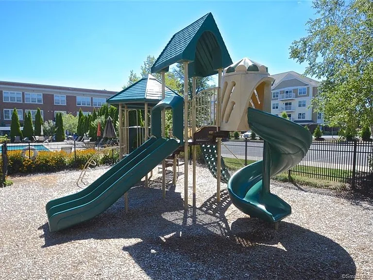 17 Park Place Cir — Photo 42