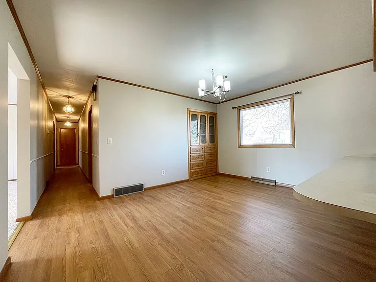 1718 1st St SE — Photo 5