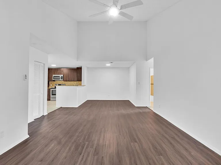 11225 W Atlantic Blvd #306 — Photo 21