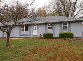 1038 S John Ave, Springfield, MO 65804