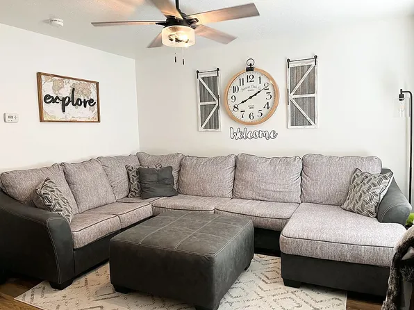 920 S 500 E APT 20, Roosevelt, UT 84066