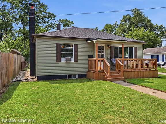 2nd image of 1014 Cypress St