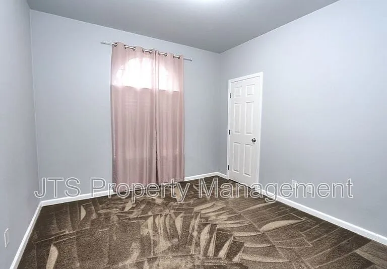 4086 Pinoche Peak Way — Photo 26