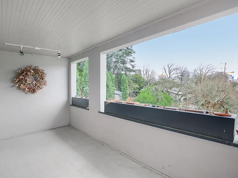 2042 SW Madison St — Photo 10