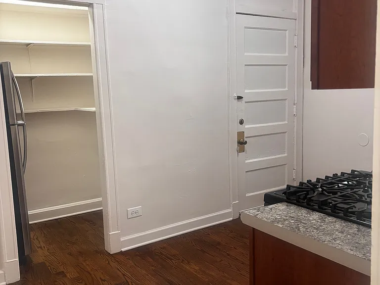 155 N Mason Ave #1E — Photo 20