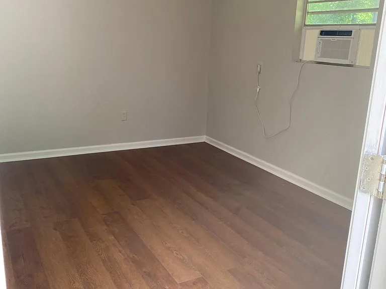 3044 Oakcrest Dr — Photo 22