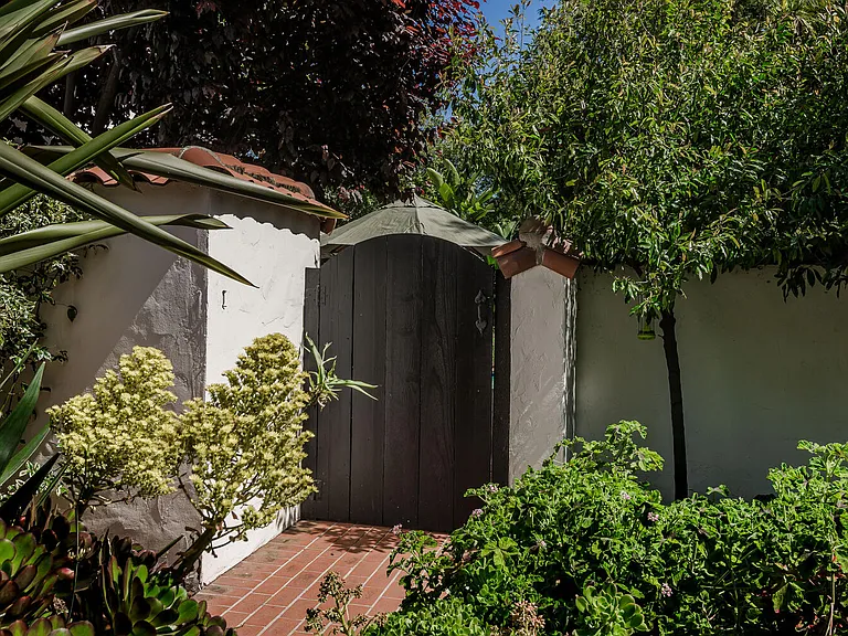 263 W Santa Inez Ave — Photo 6
