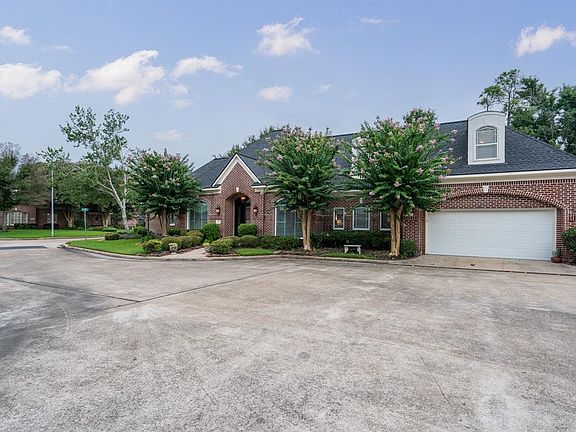 Exclusive community is close to Vintage Park and several golf courses.