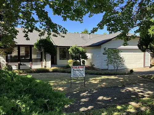 1325 Elser Dr SE Photo 1