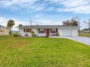 1615 Loralin Dr, Englewood, FL 34223