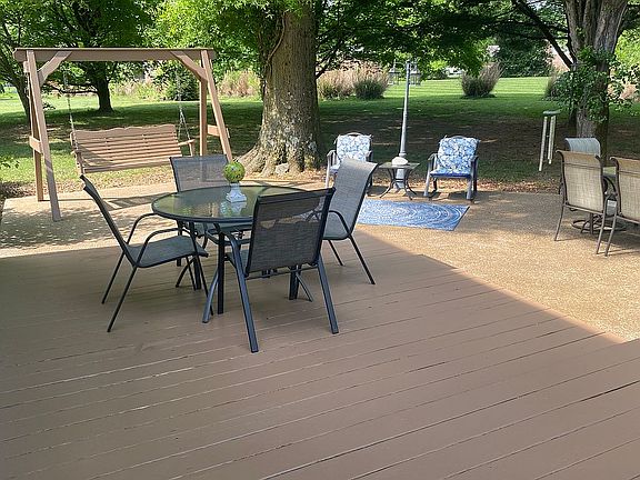 2nd image of 603 Forest Hills Dr