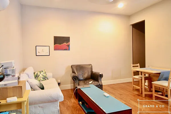 Rented by Grand & Co. | media 3