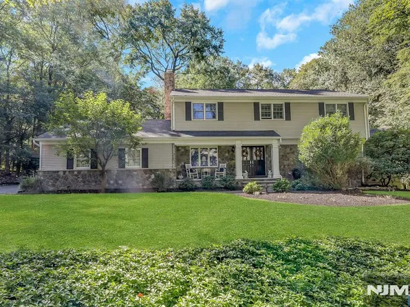 14 Longridge Road, Montvale, NJ 07645