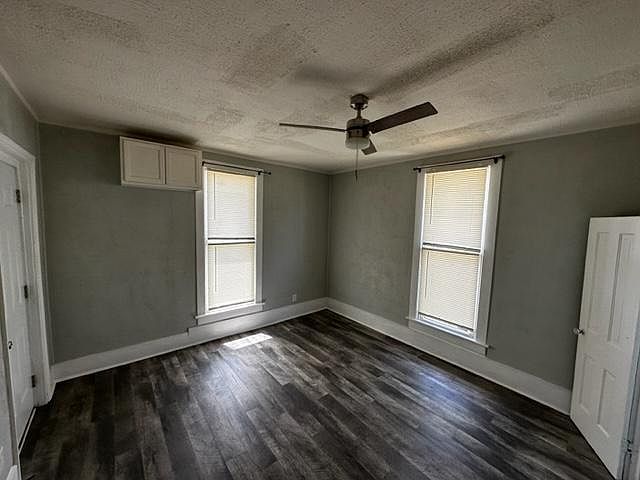 2nd image of 725 W 8th St #1/2