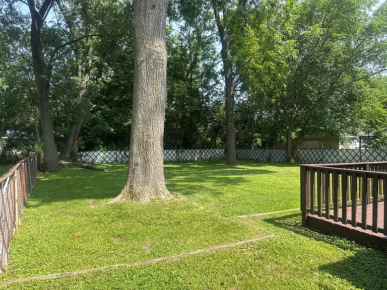 16225 Clifton Park Ave — Photo 9