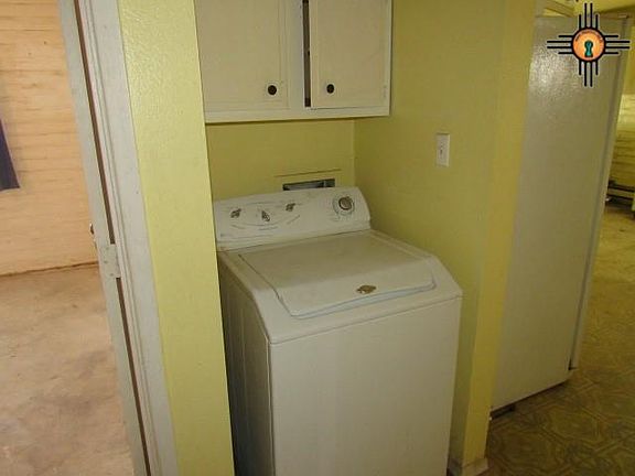 5th image of 105 Black Range Ave
