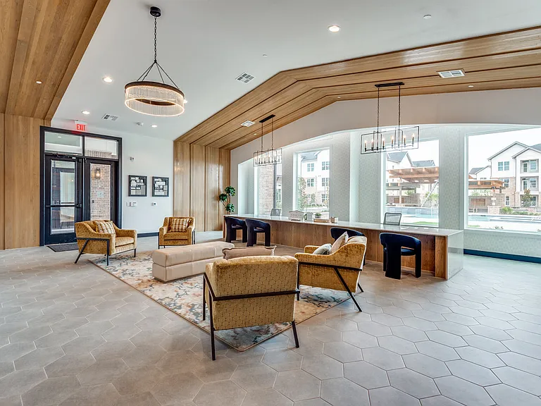 Lenox Sienna | Apartments & Townhomes — Photo 12
