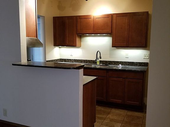 4th image of 508 Fry St APT 5
