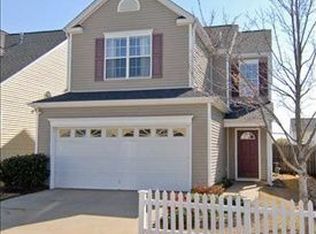 18 Minots Ledge Ln, Simpsonville, SC 29681
