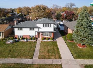 6612 106th Pl, Chicago Ridge, IL 60415