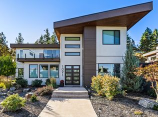 1091 Westpoint Dr, Kelowna, BC V1W 4Z9