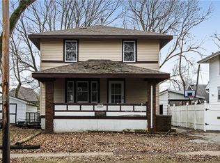 1314 Madison Ave, Charleston, IL 61920