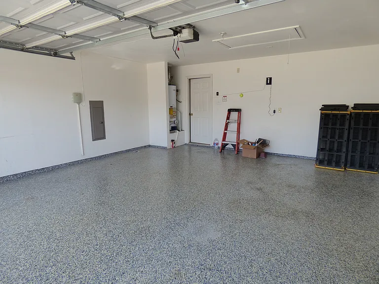 3904 Valez Dr — Photo 26